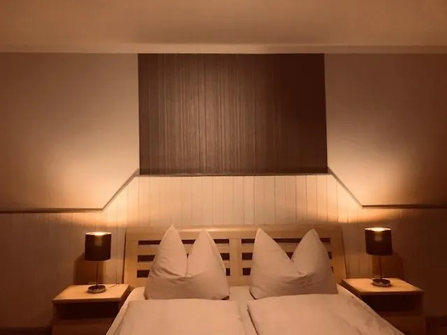 Zlaty Lev 3*