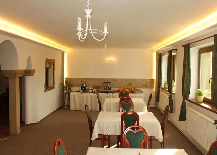 Zlaty Lev 3* Svitavy
